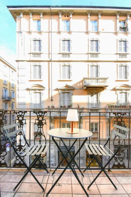 Apartamento Porta Genova Bilocale Di Charme Milán Exterior foto