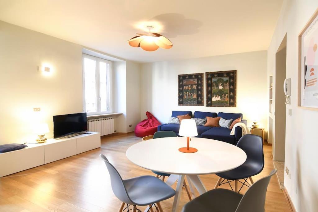 Apartamento Porta Genova Bilocale Di Charme Milán Exterior foto