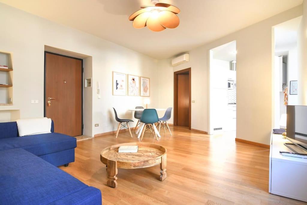 Apartamento Porta Genova Bilocale Di Charme Milán Exterior foto