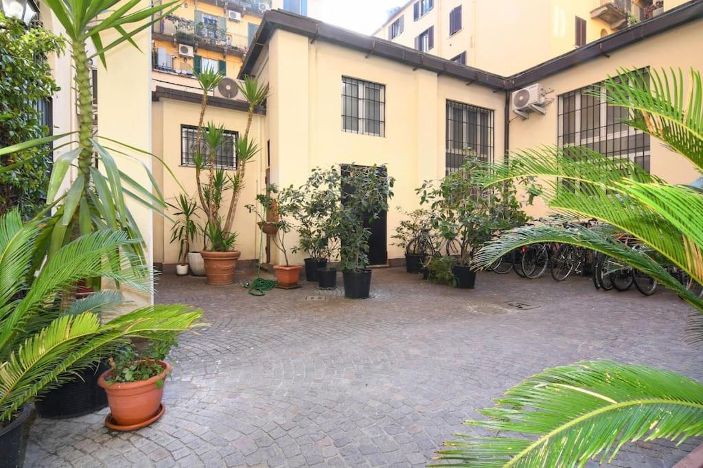 Apartamento Porta Genova Bilocale Di Charme Milán Exterior foto